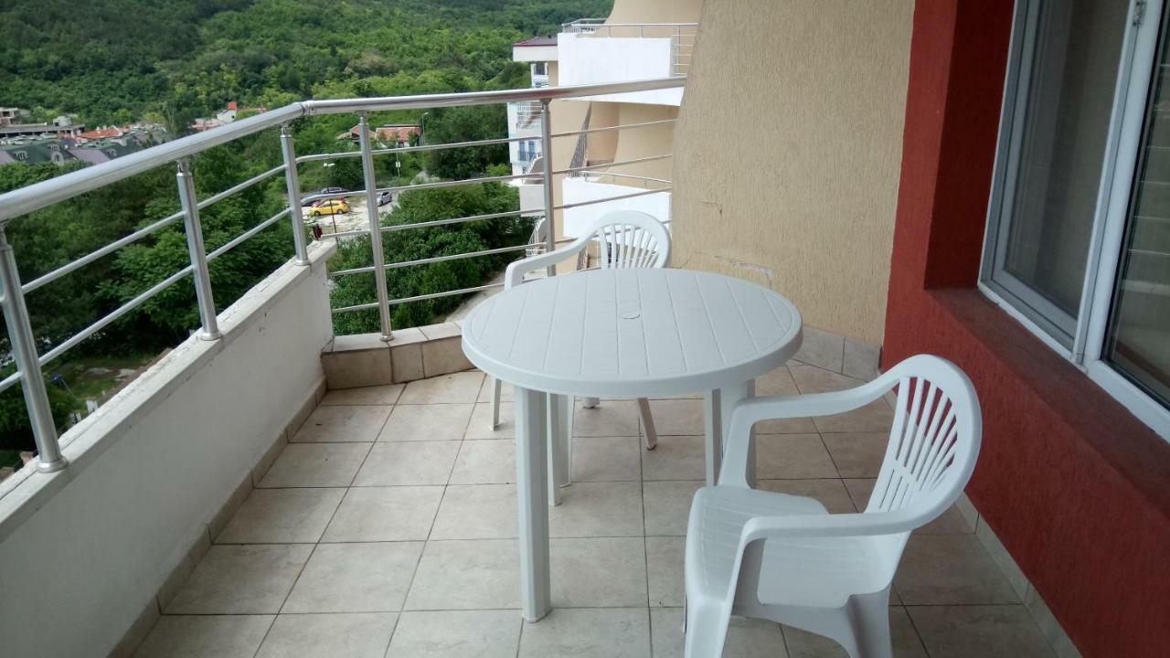 Marina Residence Complex Καβάρνα Εξωτερικό φωτογραφία
